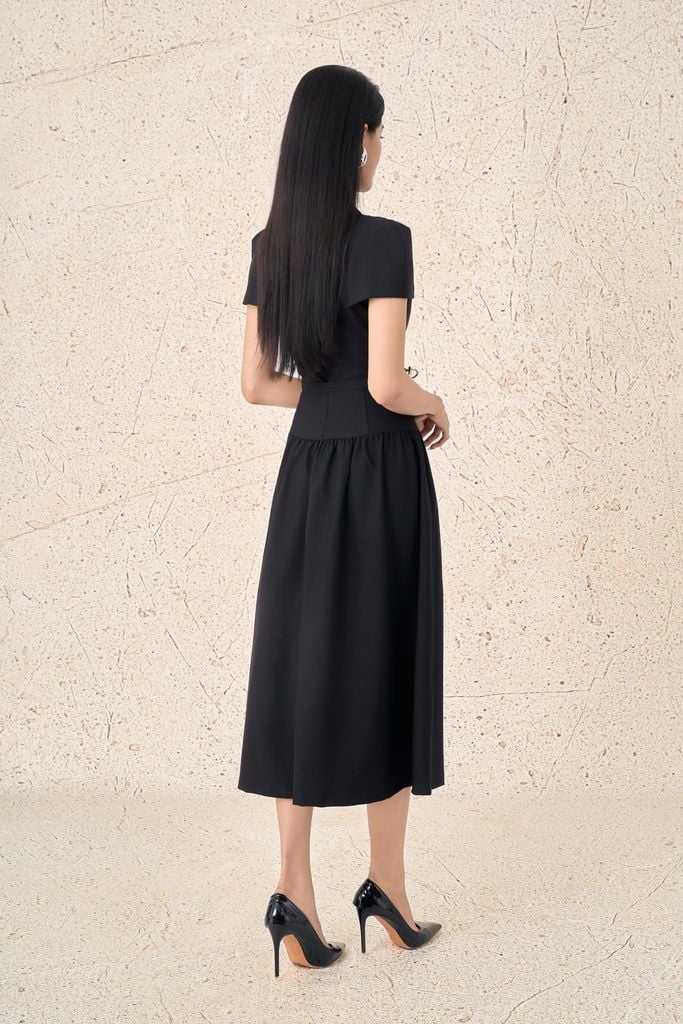 FDC15451 - Đầm công sở vải tuytsi cổ bẻ tay ngắn ngực phối ren hoa mảng eo phối dây đai co giãn khóa thân sau - PANTIO