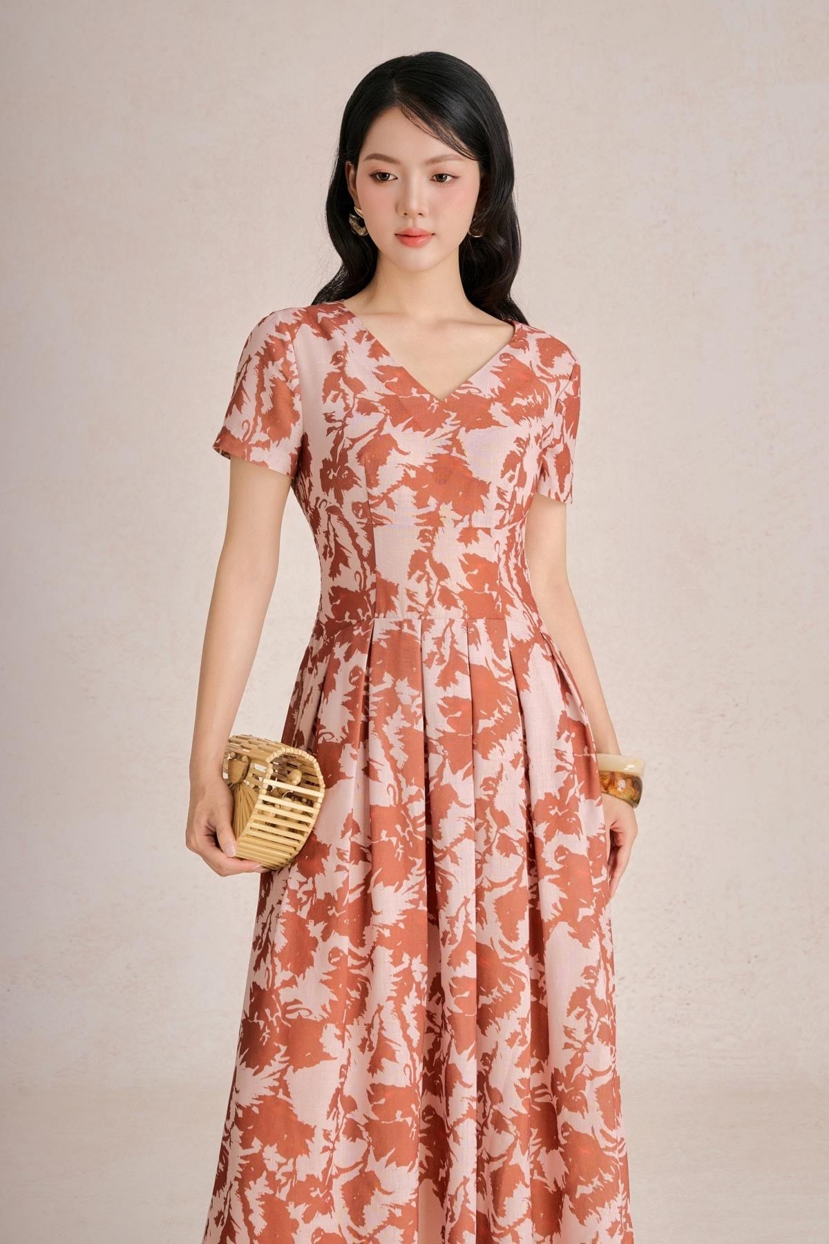 FDC33517 - Đầm công sở vải linen dáng chữ A cổ tròn tay cộc thân váy phối kh bung tạo xoè - PANTIO