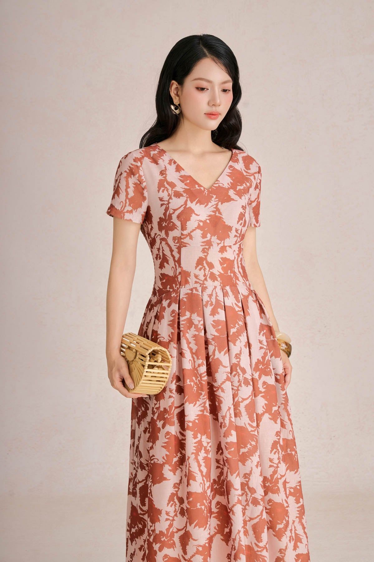 FDC33517 - Đầm công sở vải linen dáng chữ A cổ tròn tay cộc thân váy phối kh bung tạo xoè - PANTIO