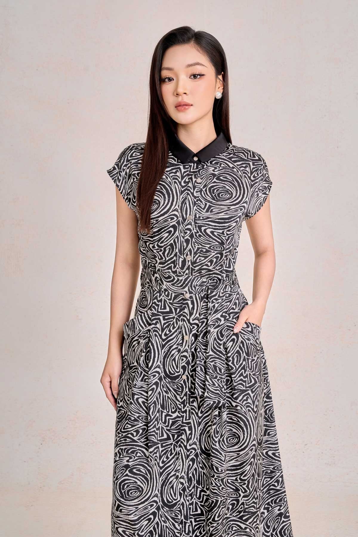 FDC33518 - Đầm công sở vải lụa cát dáng suông cổ bẻ tay chờm eo có đai thắt tạo kiểu cài khuy trước - PANTIO