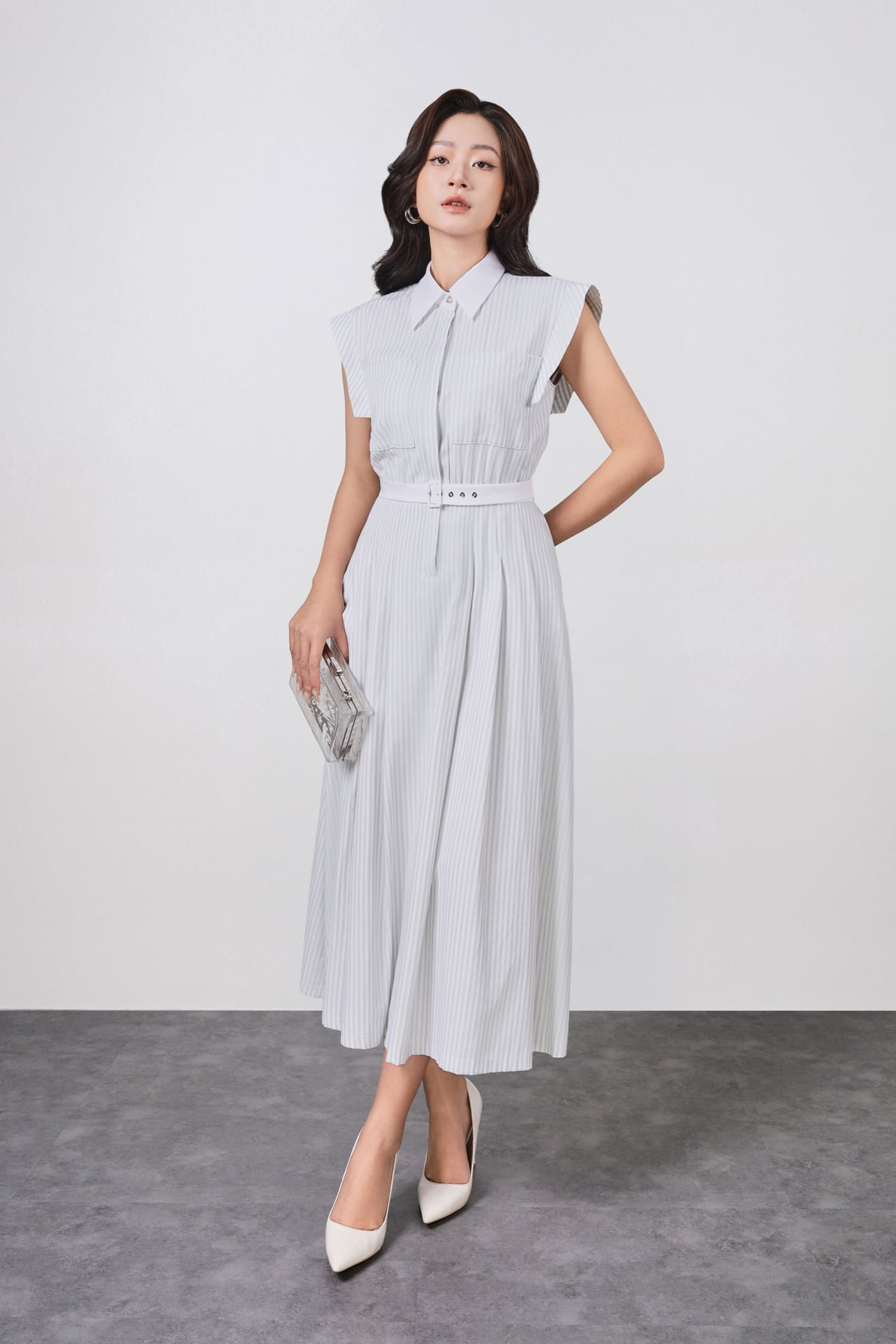 FDC33959 - Đầm công sở vải thô kẻ mỏng dáng ôm cổ bẻ tay chờm eo váy phối dây lưng tạo kiểu cài khuy thân trước - PANTIO