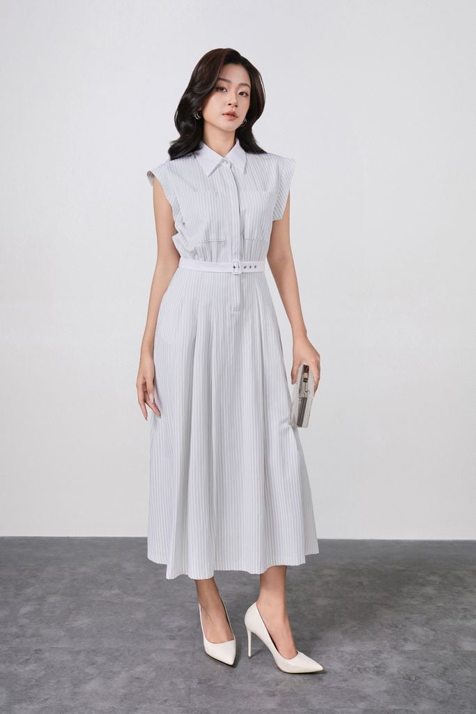FDC33959 - Đầm công sở vải thô kẻ mỏng dáng ôm cổ bẻ tay chờm eo váy phối dây lưng tạo kiểu cài khuy thân trước - PANTIO