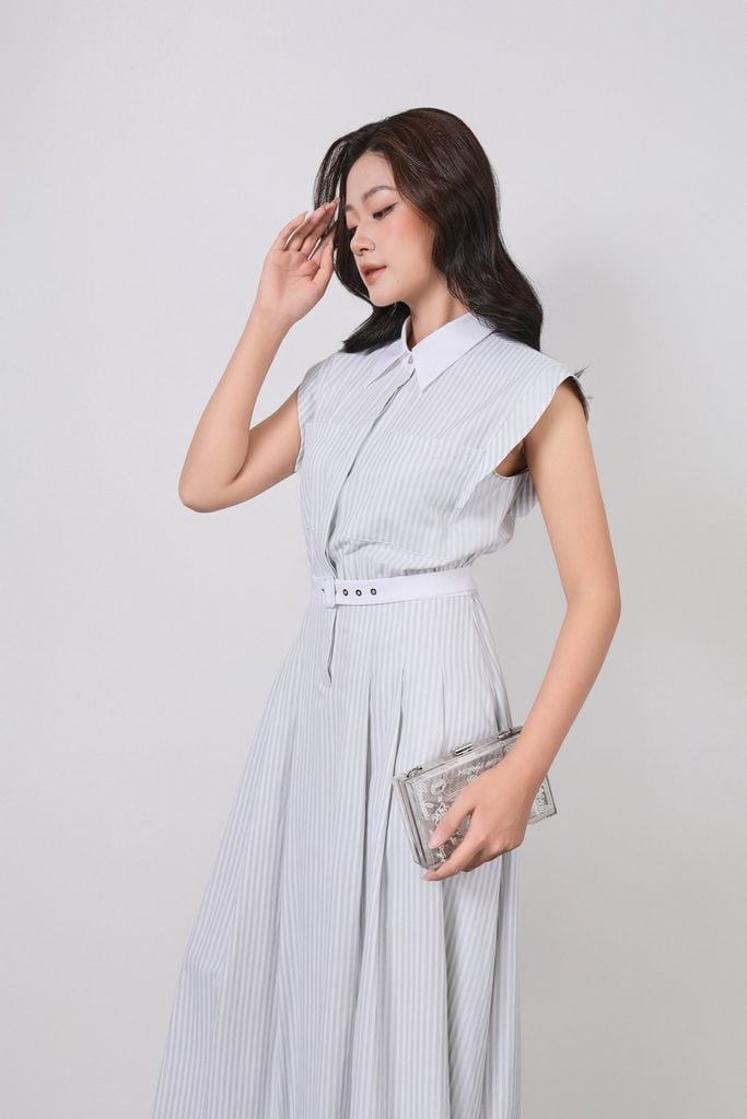 FDC33959 - Đầm công sở vải thô kẻ mỏng dáng ôm cổ bẻ tay chờm eo váy phối dây lưng tạo kiểu cài khuy thân trước - PANTIO