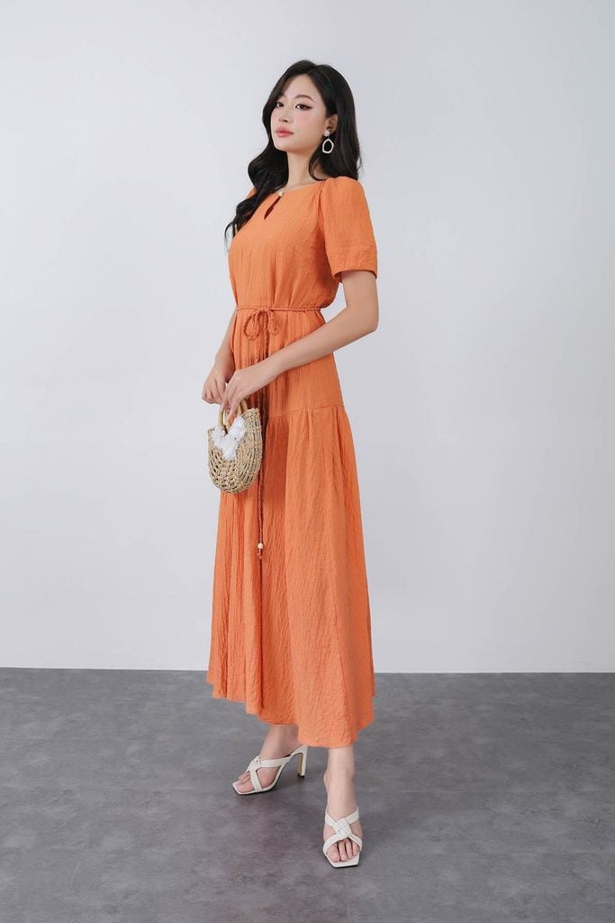 FDC35008 - Đầm công sở vải thô mỏng dáng suông cổ tròn tay bồng nhẹ eo phối dây đai thắt tạo kiểu - PANTIO