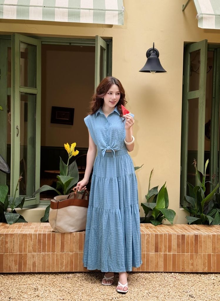 FDC35275 - tỷ lệ kèo 8899 vải chiffon xốp cổ đức vai chờm eo phối vạt thắt nơ tạo kiểu thân váy xếp tầng cài khuy trước - tỷ lệ kèo 8899