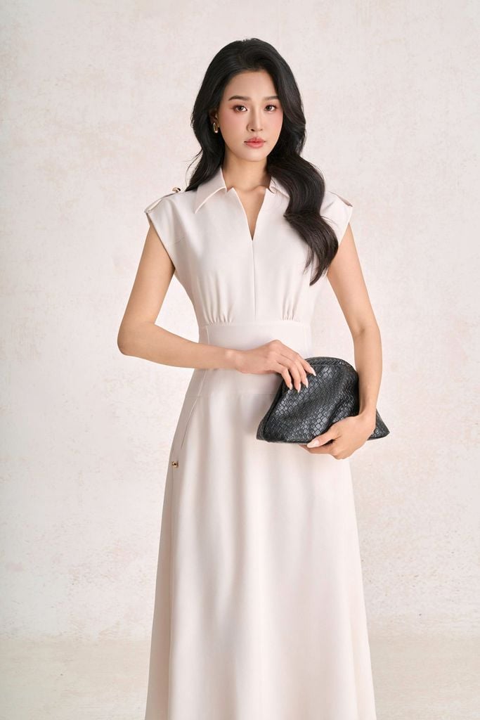 FDC35278 - Đầm công sở vải thô đũi dáng ôm cổ xẻ V vai chờm đính phụ kiện thời trang khoá thân sau - PANTIO