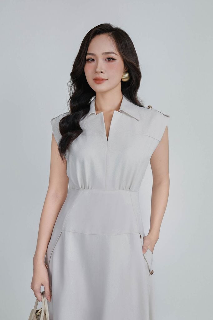 FDC35278 - Đầm công sở vải thô đũi dáng ôm cổ xẻ V vai chờm đính phụ kiện thời trang khoá thân sau - PANTIO