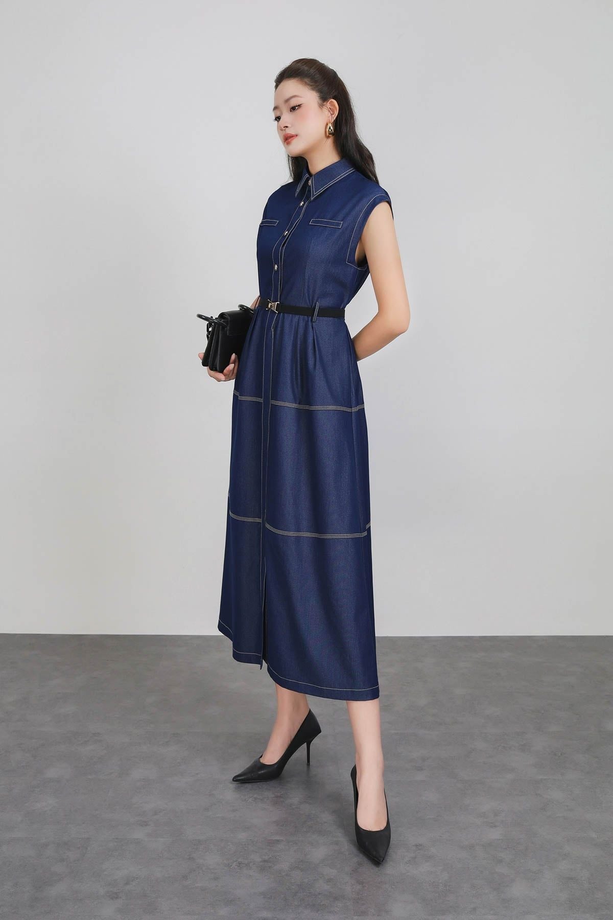 FDC35312 - Đầm công sở vải demin dáng ôm cổ đức tay chờm thân váy phối đường viền chỉ cài khuy thân trước lưng bo chun co giãn - PANTIO