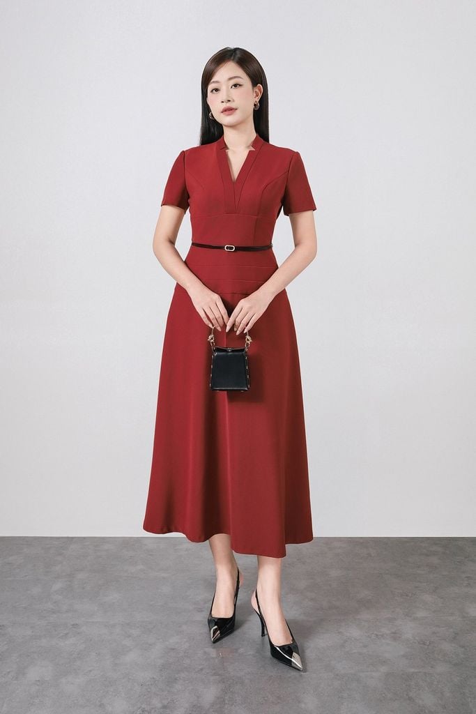 FDC35323 - Đầm công sở vải thô dáng A cổ xẻ V tay ngắn thân váy phối đường viền tạo kiểu khoá thân sau ( không kèm đai ) - PANTIO