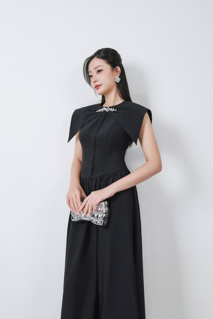 FDC35326 - Đầm công sở vải thô đũi dáng xoè cổ tròn đính đá cao cấp vai chờm eo váy xếp nhún tạo xoè khoá thân sau - PANTIO