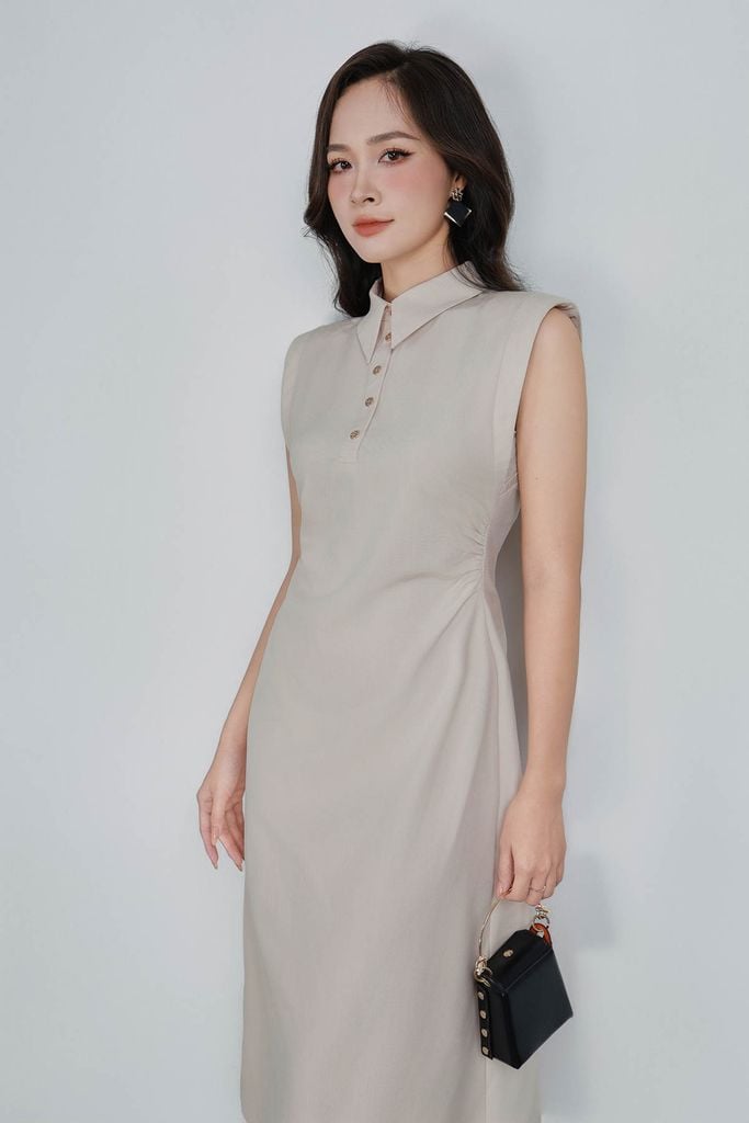 FDC35347 - Đầm công sở vải thô kẻ dáng ôm cổ bẻ đính khuy vai chờm thân váy nhún eo tạo kiểu khoá thân sau - PANTIO