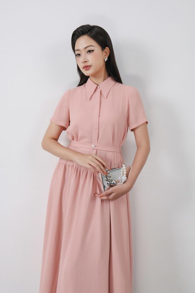 FDC35350 - Đầm công sở vải thô mỏng dáng A Xoè cổ đức tay ngắn thân váy xếp nhún tạo xoè kèm dây đai thắt eo cài khuy thân trước - PANTIO