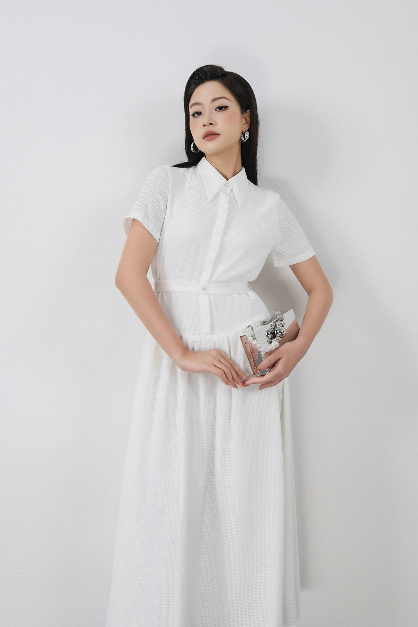 FDC35350 - Đầm công sở vải thô mỏng dáng A Xoè cổ đức tay ngắn thân váy xếp nhún tạo xoè kèm dây đai thắt eo cài khuy thân trước - PANTIO