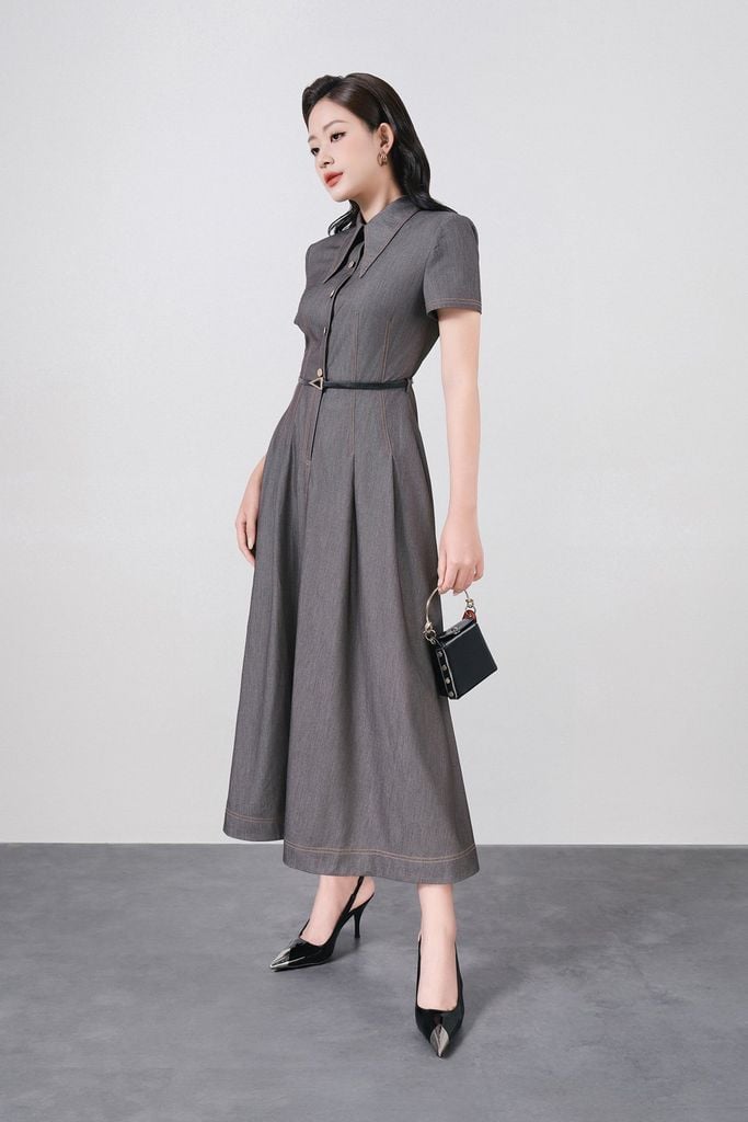 FDC35368 - Đầm công sở vải demin dáng ôm cổ đức tay ngắn ngực áo phối khuy tạo kiểu thân váy xếp ly bung tạo xoè - PANTIO