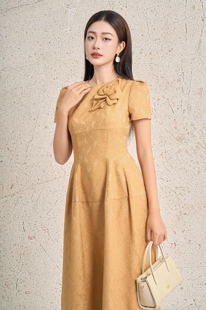 FDC35389 - Đầm công sở vải tafta dáng xòe cổ tròn tay bồng nhẹ đính hoa 3D cao cấp ôm eo thân váy phối ly phồng tạo kiểu khoá thân sau - PANTIO