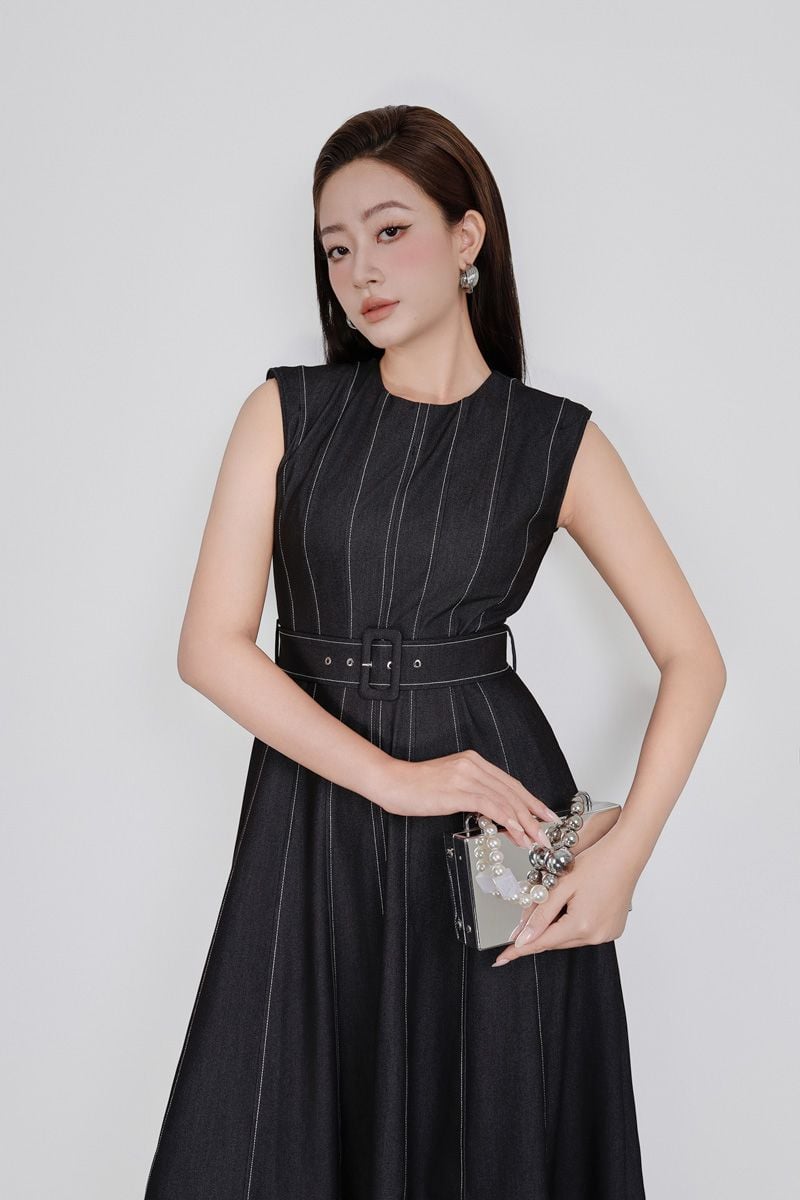 FDC35392 - Đầm công sở vải demin dáng ôm cổ tròn tay chờm thân váy phối hoạ tiết đường chỉ có dây đai thắt eo khoá thân sau - PANTIO