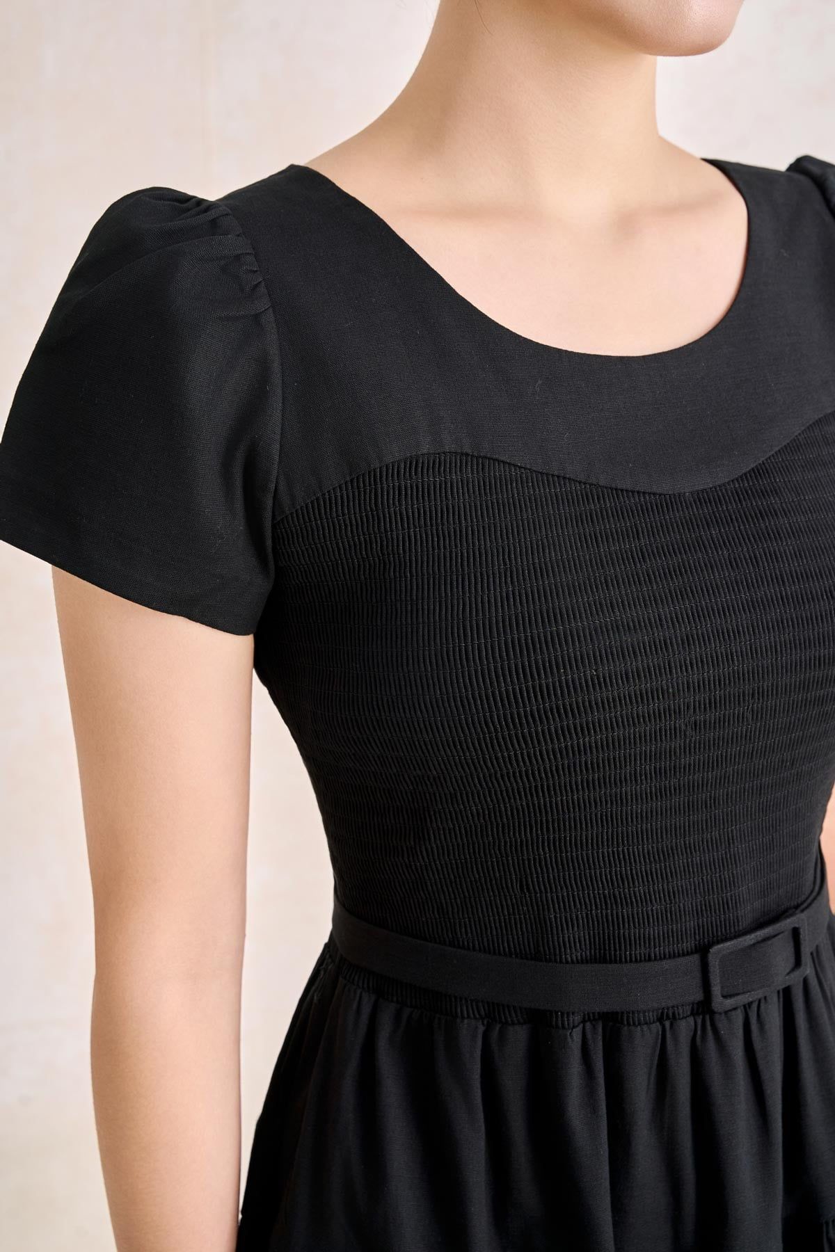 FDC35490 - Đầm công sở vải linen dáng chữ A cổ tròn tay cộc thân váy xếp nhún tạo xoè kèm đai thắt eo tạo kiểu khoá thân sau - PANTIO