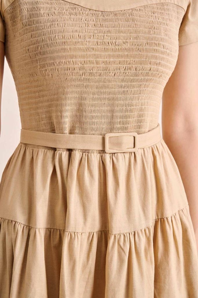 FDC35490 - Đầm công sở vải linen dáng chữ A cổ tròn tay cộc thân váy xếp nhún tạo xoè kèm đai thắt eo tạo kiểu khoá thân sau - PANTIO