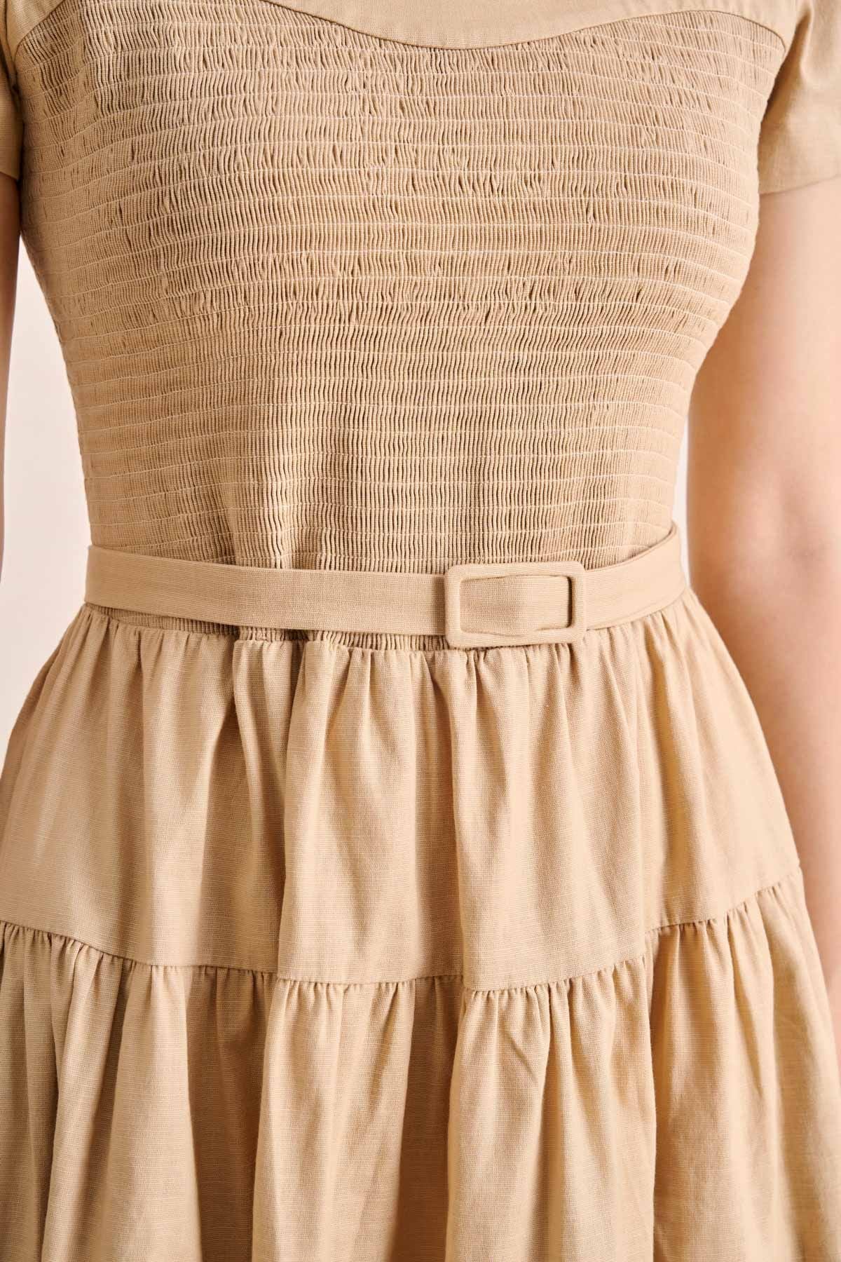 FDC35490 - Đầm công sở vải linen dáng chữ A cổ tròn tay cộc thân váy xếp nhún tạo xoè kèm đai thắt eo tạo kiểu khoá thân sau - PANTIO