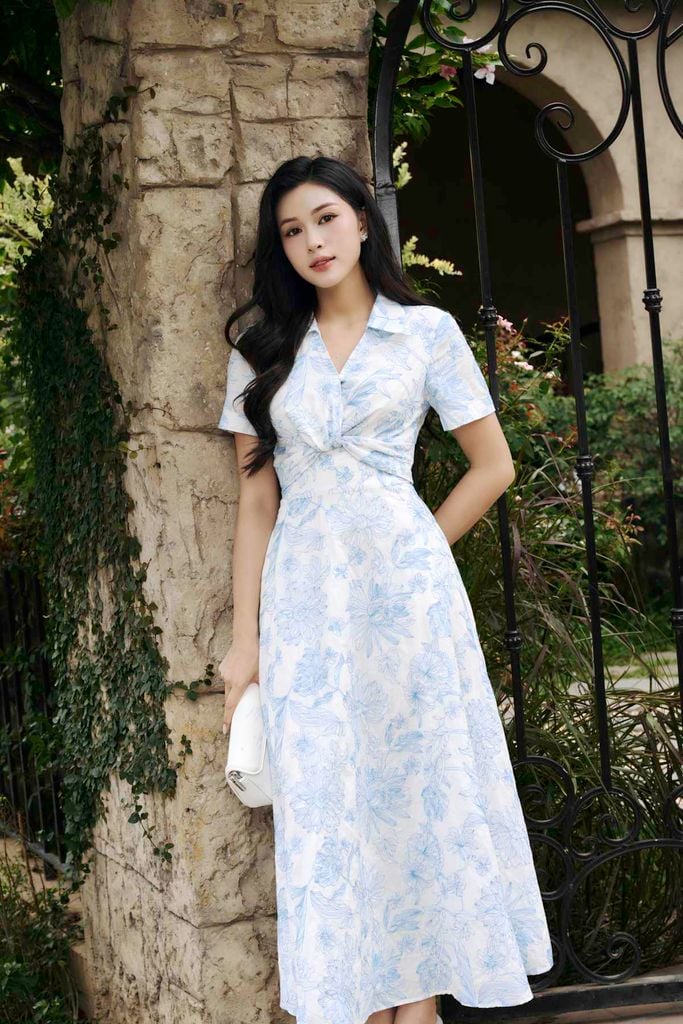FDC35495 - Đầm công sở vải thô boi dáng ôm cổ bẻ xẻ V tay cộc ngực xoắn tạo kiểu khoá thân sau - PANTIO