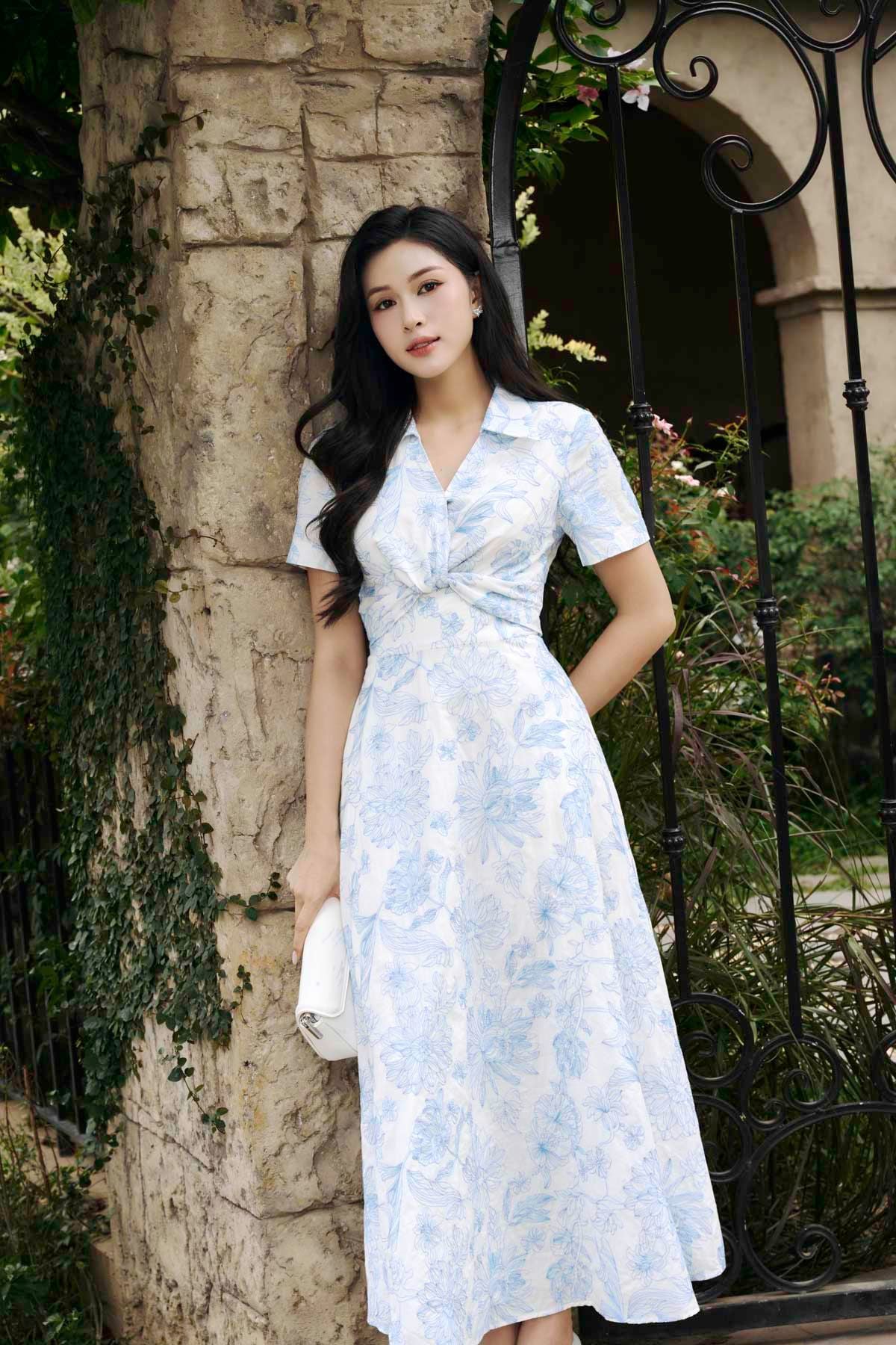 FDC35495 - Đầm công sở vải thô boi dáng ôm cổ bẻ xẻ V tay cộc ngực xoắn tạo kiểu khoá thân sau - PANTIO
