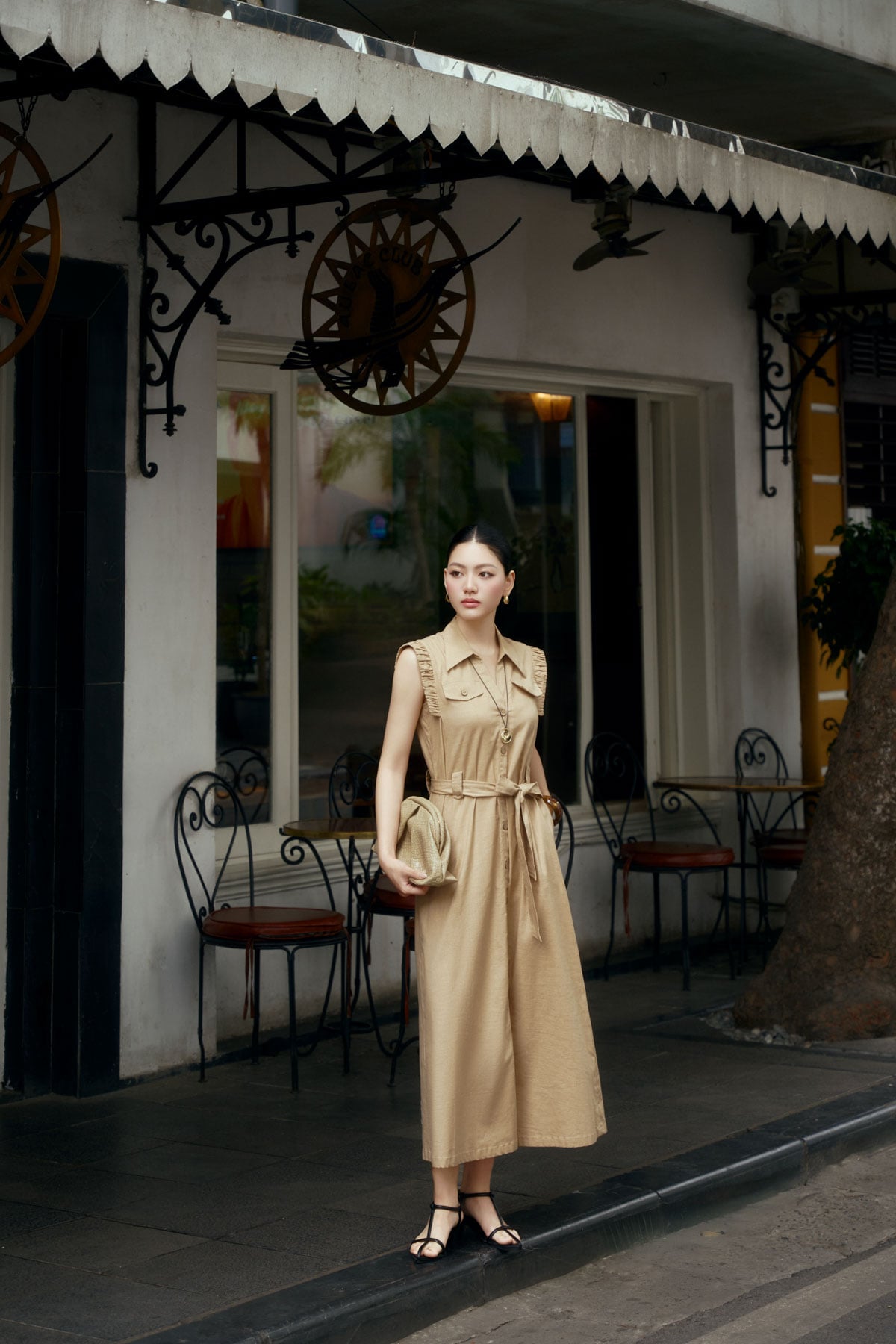 FDC35508 - Đầm công sở vải linen dáng suông cổ xẻ V tay chờm thân váy phối khuy tạo kiểu eo có dây đai thời trang - PANTIO
