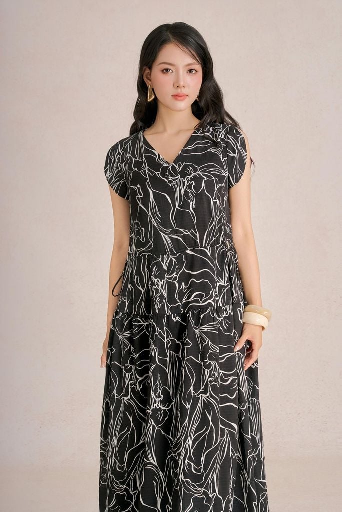FDC35521 - Đầm công sở vải lụa cát dáng suông cổ xẻ V tay chờm thân váy phối ly bung tạo xoè - PANTIO