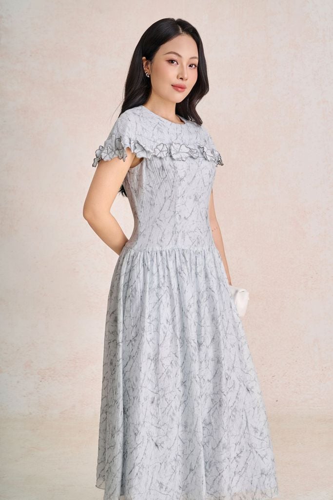 FDC35530 - Đầm công sở vải tơ hoa dáng chữ A cổ tròn tay choàng đính hoa tạo kiểu khoá thân sau - PANTIO
