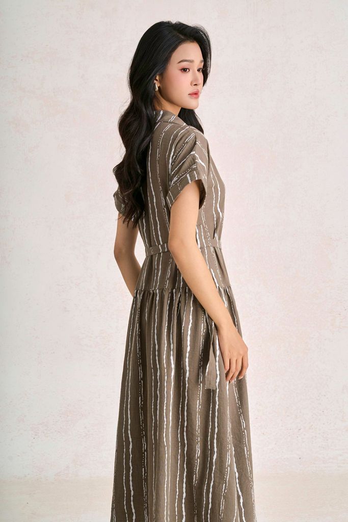 FDC35558 - Đầm công sở vải linen dáng suông cổ bẻ tay cộc eo phối dây thắt tạo kiểu - PANTIO