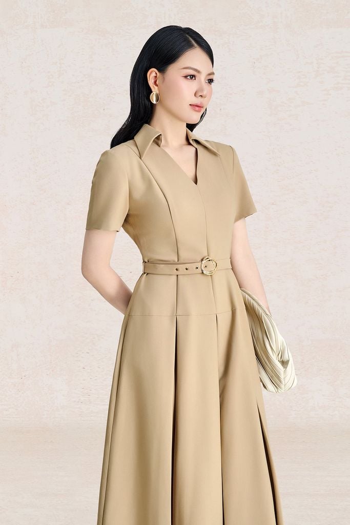 FDC35576 - Đầm công sở vải tuytsi dáng chữ A cổ xẻ V tay cộc thân váy phối ly bung tạo xoè kèm đai thắt eo thời trang - PANTIO