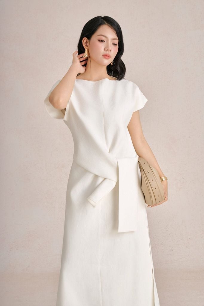 FDC55571 - Đầm công sở vải tơ dày dáng suông cổ thuyền tay chờm eo phối vạt thắt tạo kiểu - PANTIO