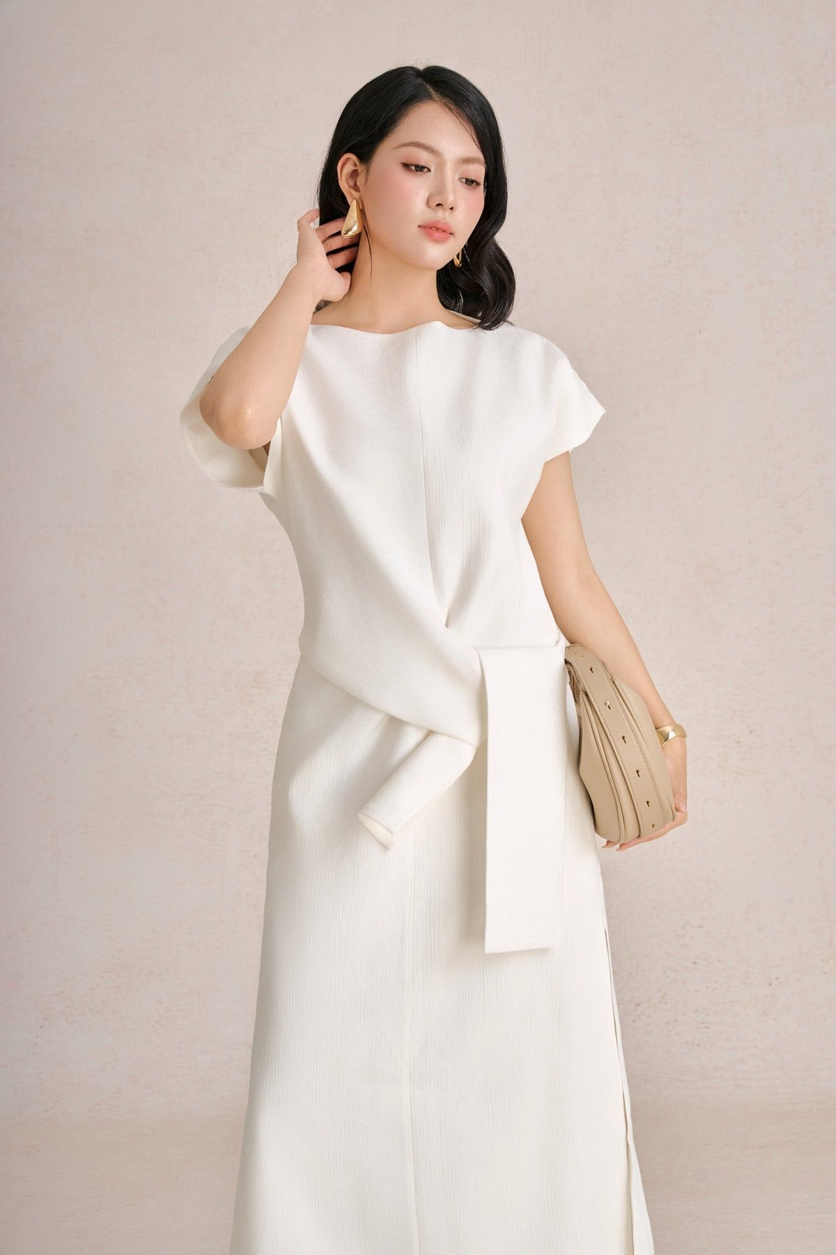 FDC55571 - Đầm công sở vải tơ dày dáng suông cổ thuyền tay chờm eo phối vạt thắt tạo kiểu - PANTIO
