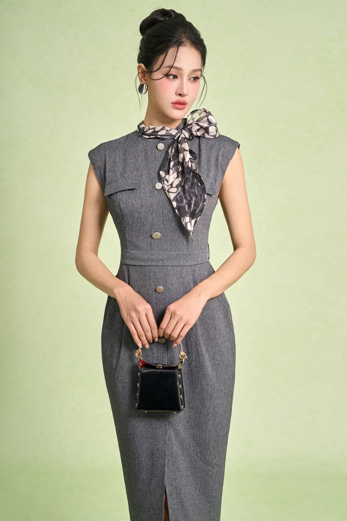 FDC75434 - Đầm công sở vải thô dáng bút chì cổ tròn phối khăn lụa tạo kiểu thân váy chiết eo kèm dây đai - PANTIO