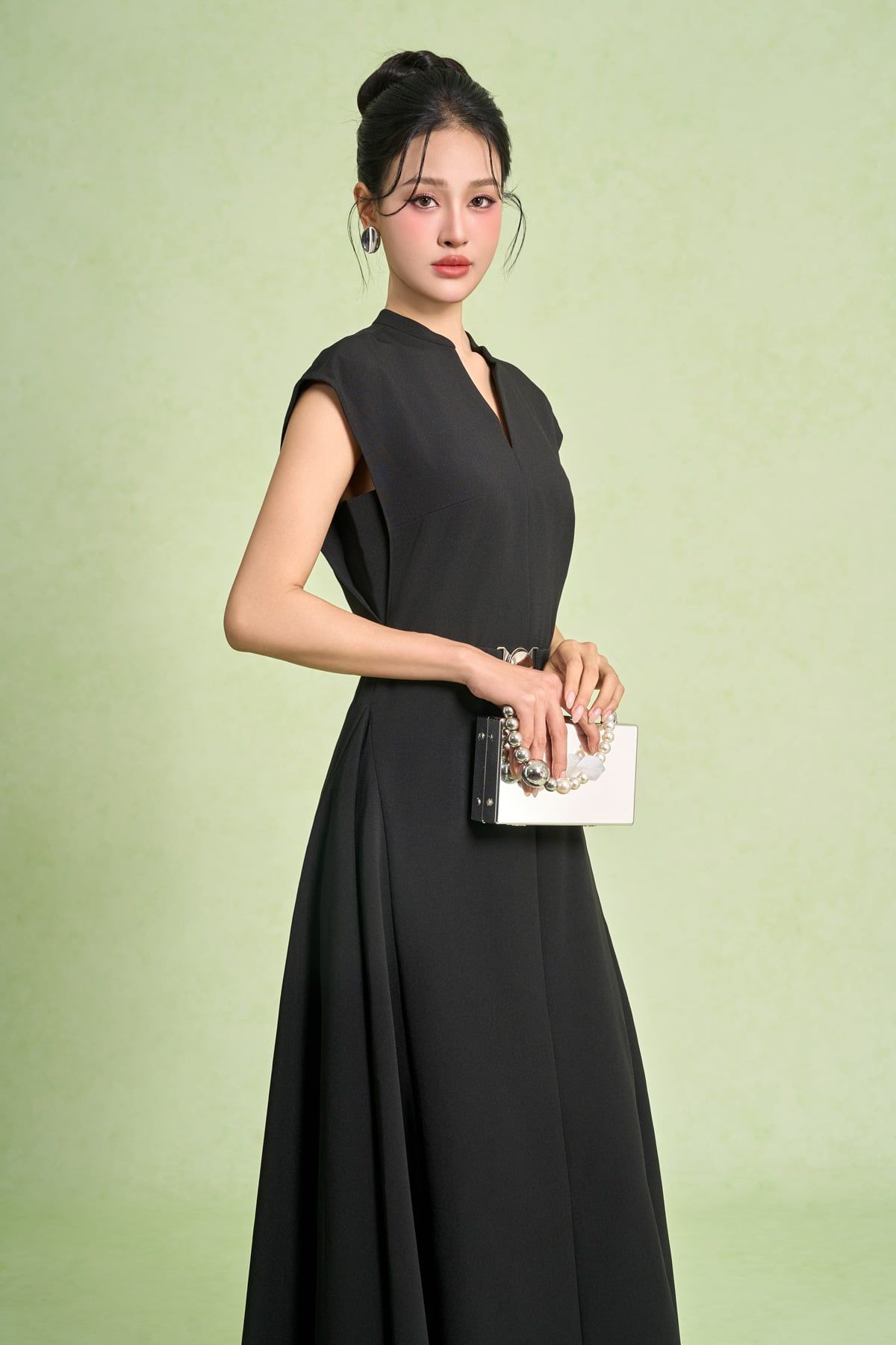 FDC95419 - Đầm công sở vải thô dáng chữ A cổ xẻ V ta chờm eo váy phối dây đai tạo kiểu khoá thân sau - PANTIO