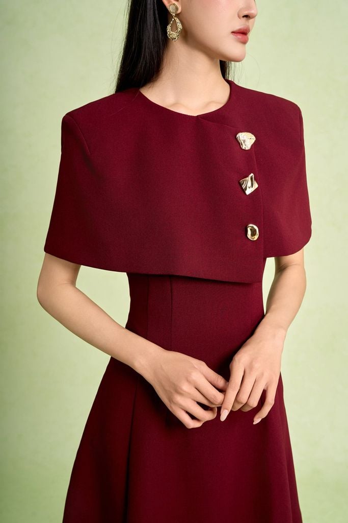 FDC95428 - Đầm công sở vải thô dáng chữ A cổ tròn vai choàng đính khuy kim loại thời trang khoá thân sau - PANTIO