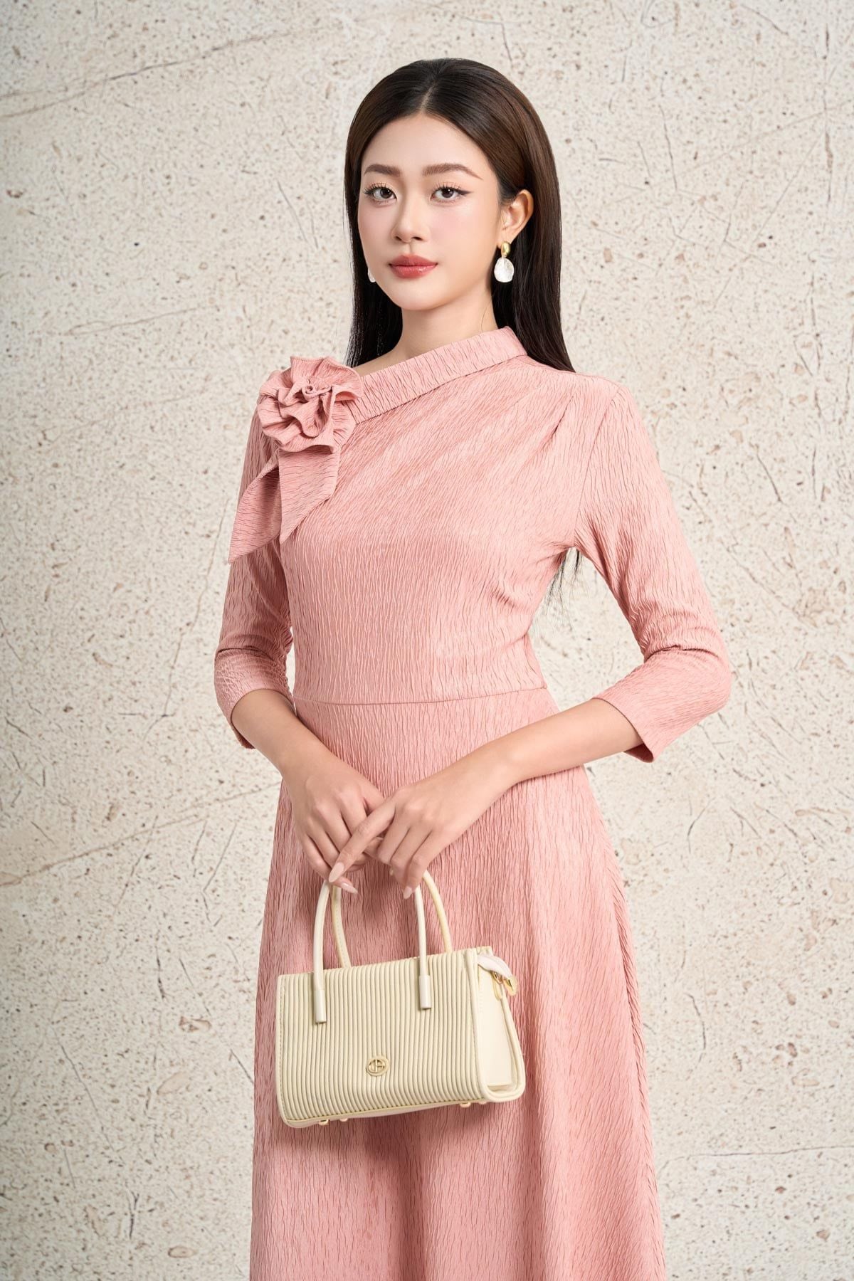 FDC95430 - Đầm công sở dáng ôm cổ lệch phối khoa tạo kiểu thân váy suông A thời trang khoá thân sau - PANTIO