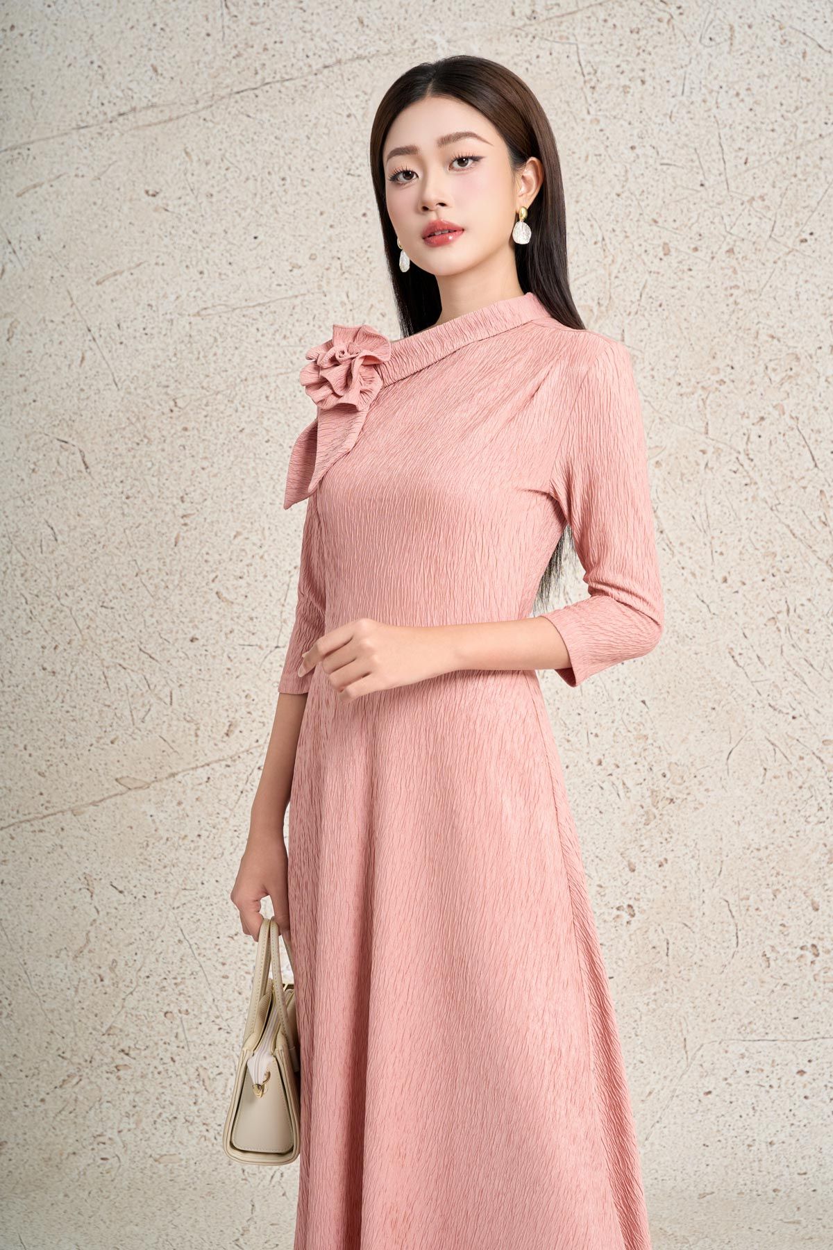 FDC95430 - Đầm công sở dáng ôm cổ lệch phối khoa tạo kiểu thân váy suông A thời trang khoá thân sau - PANTIO