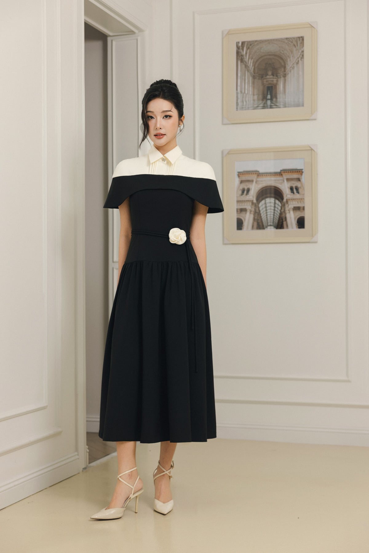 FDC95436 - Đầm công sở vải thô dày cổ bẻ choàng vai eo phối dây hoa tạo kiểu khoá thân sau - PANTIO