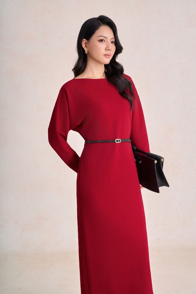 FDC95611 - Đầm công sở vải cotton dáng suông cổ lệch tay dài eo phối dây đai tạo kiểu khoá thân sau - PANTIO