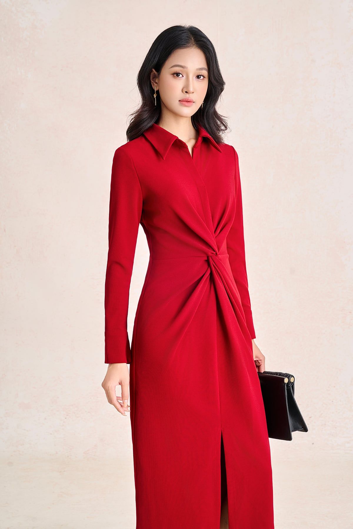 FDC95639 - Đầm công sở vải cotton cổ bẻ tay dài thân váy vặn xoắn tạo kiểu khoá thân sau - PANTIO