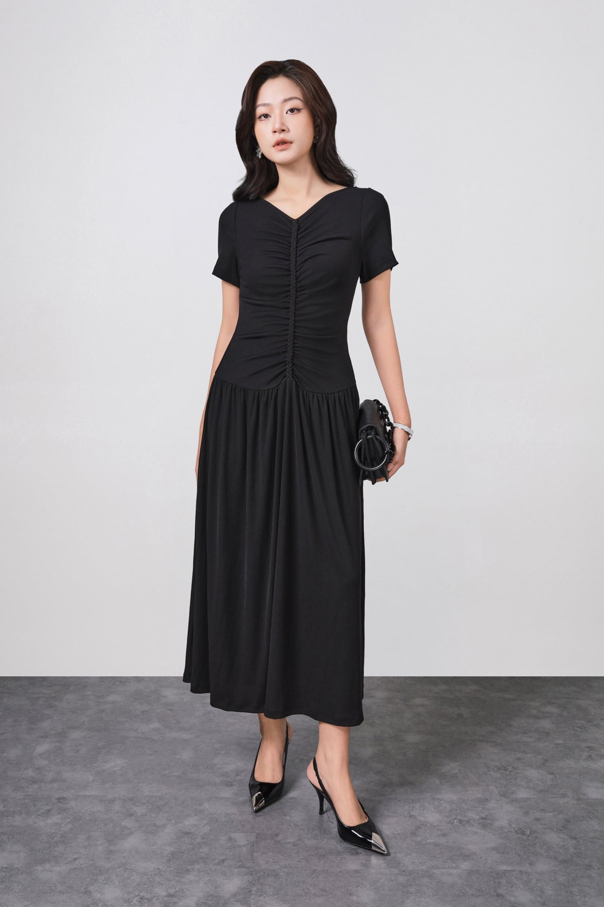 FDD3180 - Đầm dệt kim vải len co giãn dáng ôm cổ xẻ V tay ngắn ngực phối nhún tạo kiểu - PANTIO