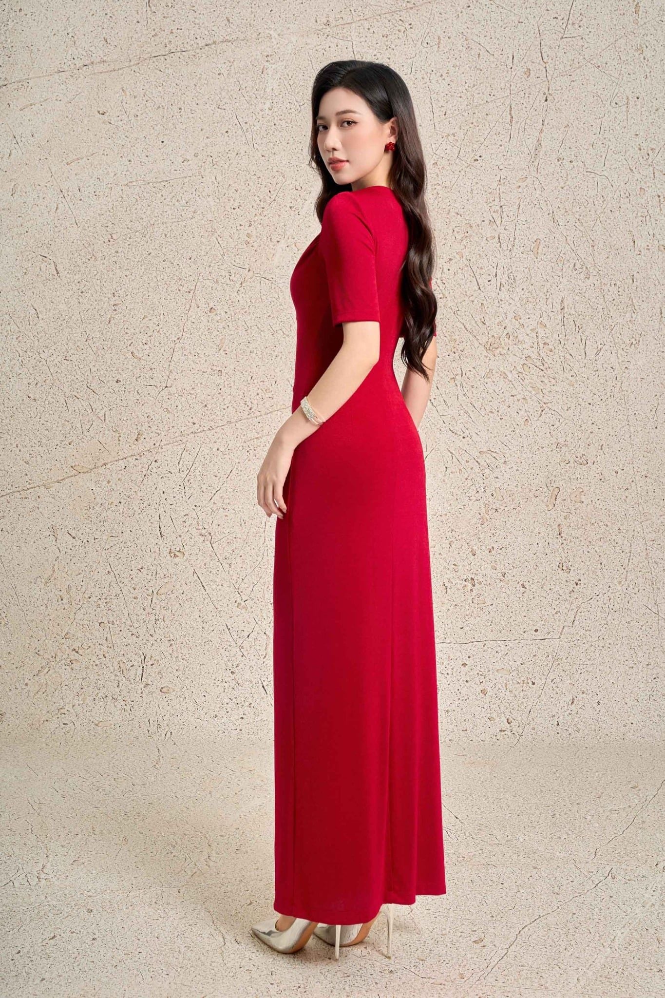 FDD7188 - Đầm dệt kim vải len dáng ôm cổ tròn tay ngắn eo xếp nhún phối dây thắt nơ tạo kiểu - PANTIO