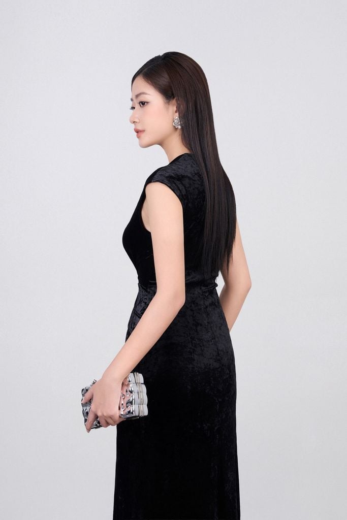 FDH5597 - Đầm dạ hội vải nhung cao cấp dáng ôm cổ xẻ V tay chờm eo nhún tạo kiểu xẻ tà trước - PANTIO