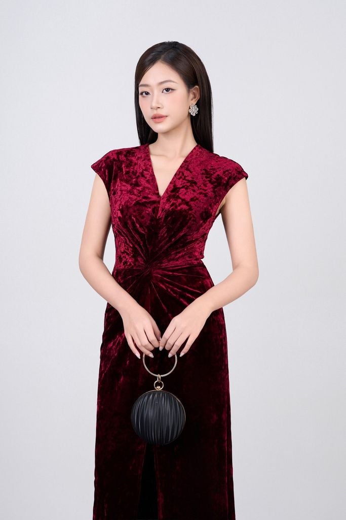 FDH5597 - Đầm dạ hội vải nhung cao cấp dáng ôm cổ xẻ V tay chờm eo nhún tạo kiểu xẻ tà trước - PANTIO
