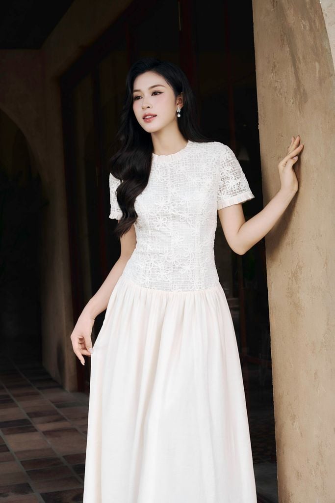 FDH5715 - Đầm dạ hội dáng chữ A cổ tròn tay cộc đính viền bèo thân vái phối ren lưới cap cấp khoá thân sau - PANTIO