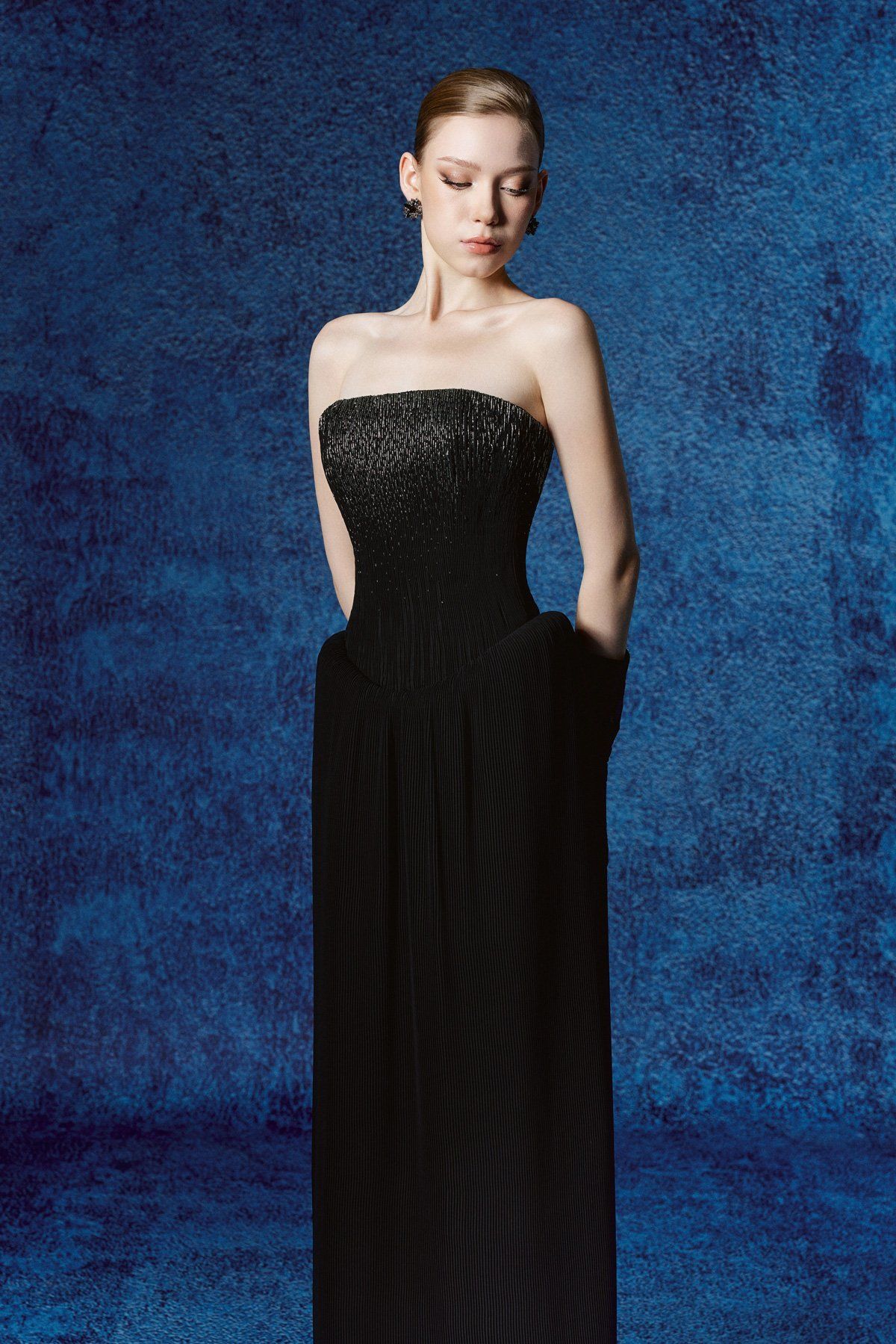 FDH5718 - Đầm dạ hội cao cấp vải chiffon cát dáng ôm cúp ngực đính đá thời trang thân váy dập ly tạo kiểu - PANTIO