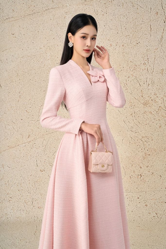 FDH9663 - Đầm dạ hội vải dạ cao cấp dáng xoè cổ xẻ V tay dài ngực áo đính hoa 3D thân váy xếp ly bung thời trang khoá thân sau - PANTIO