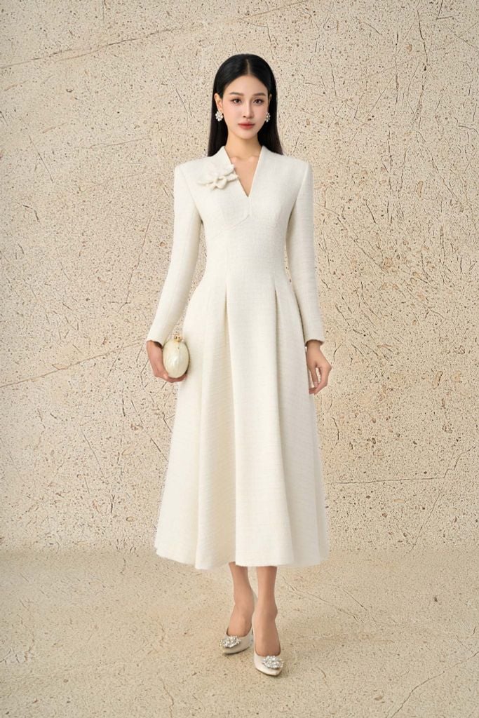 FDH9663 - Đầm dạ hội vải dạ cao cấp dáng xoè cổ xẻ V tay dài ngực áo đính hoa 3D thân váy xếp ly bung thời trang khoá thân sau - PANTIO