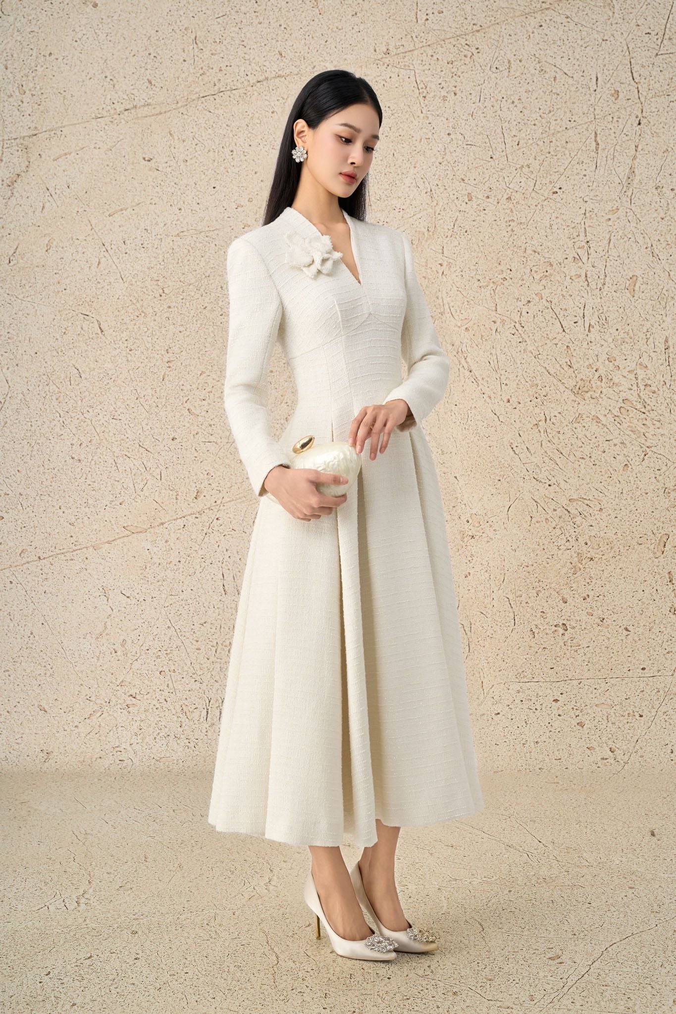 FDH9663 - Đầm dạ hội vải dạ cao cấp dáng xoè cổ xẻ V tay dài ngực áo đính hoa 3D thân váy xếp ly bung thời trang khoá thân sau - PANTIO