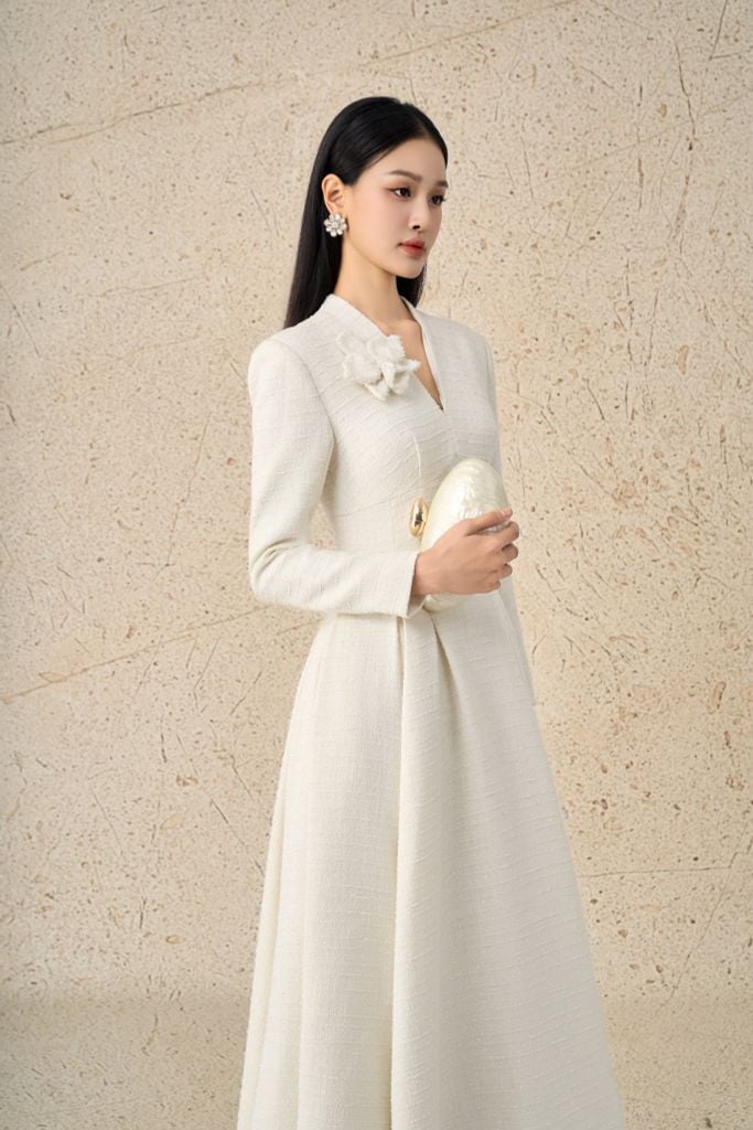 FDH9663 - Đầm dạ hội vải dạ cao cấp dáng xoè cổ xẻ V tay dài ngực áo đính hoa 3D thân váy xếp ly bung thời trang khoá thân sau - PANTIO